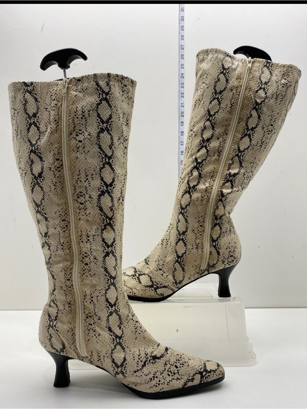 Comfortview Snakeskin Knee High Kitten Heel Boots 9W Wide Y2K
